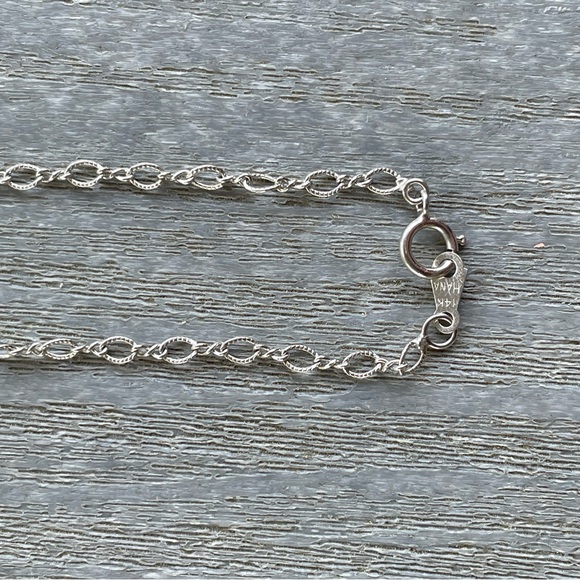 14K White Gold and Pink Cubic Zirconia Heart Necklace - Picture 3 of 4